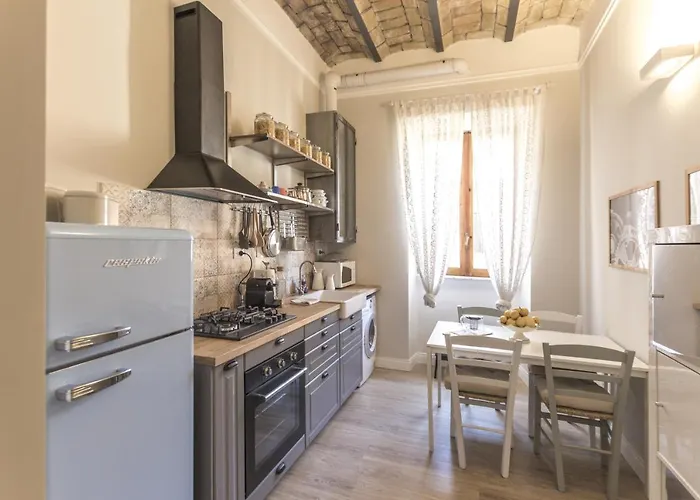 Affittacamere Casa Di Ele 4*