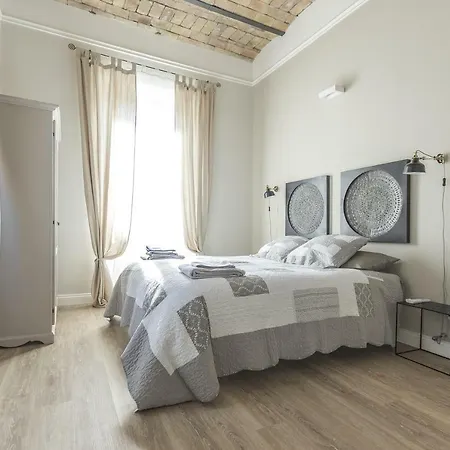 Casa Di Ele Гостевой дом Рим